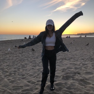 Jessica  Levy's avatar